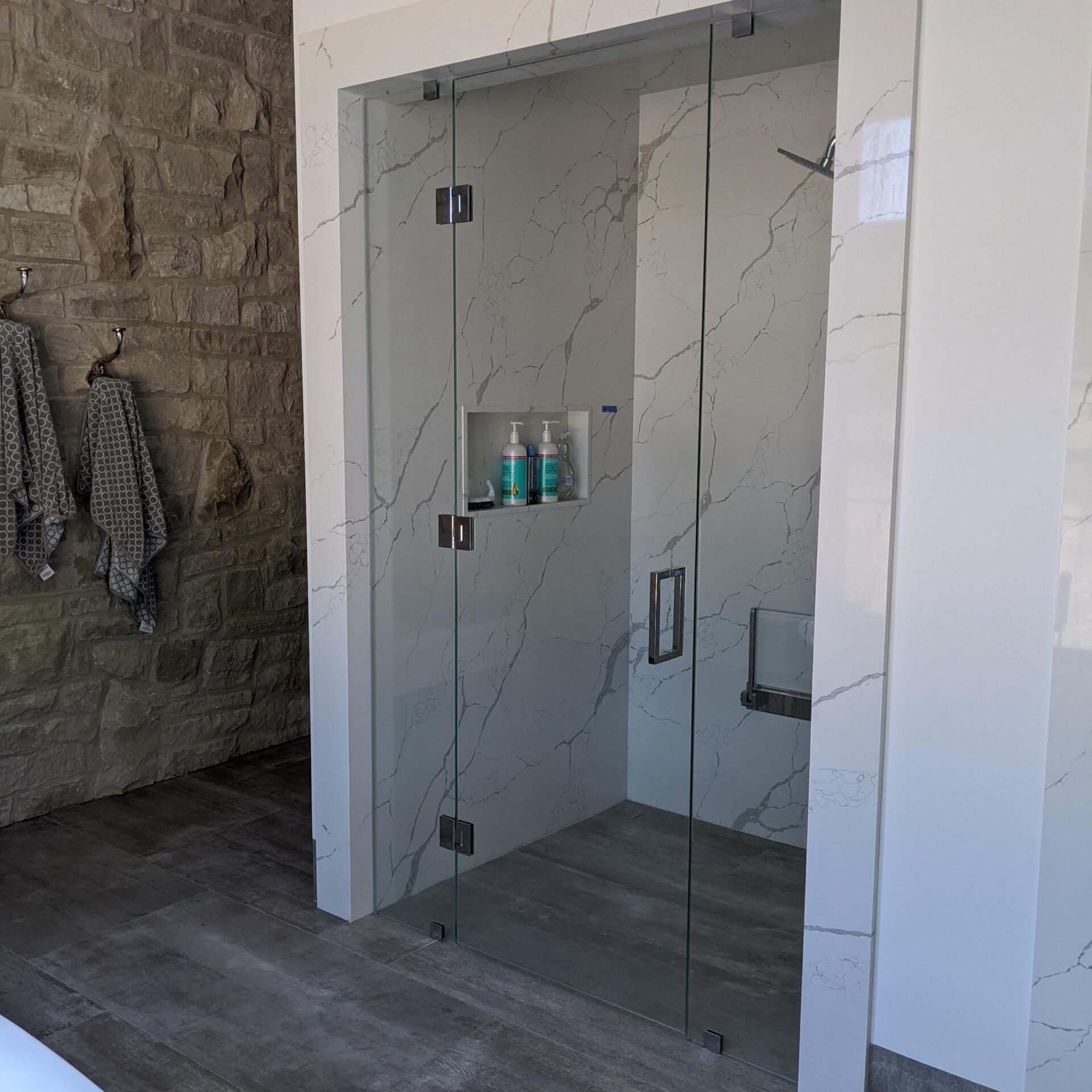 three hinge shower